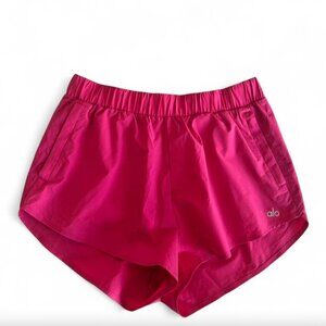 Alo Yoga Playmaker Dolphin Shorts Pink Small